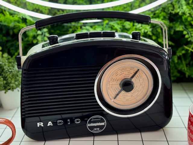 Classic Retro Radio BRIGHTON BT With Bluetooth Built-In Speaker