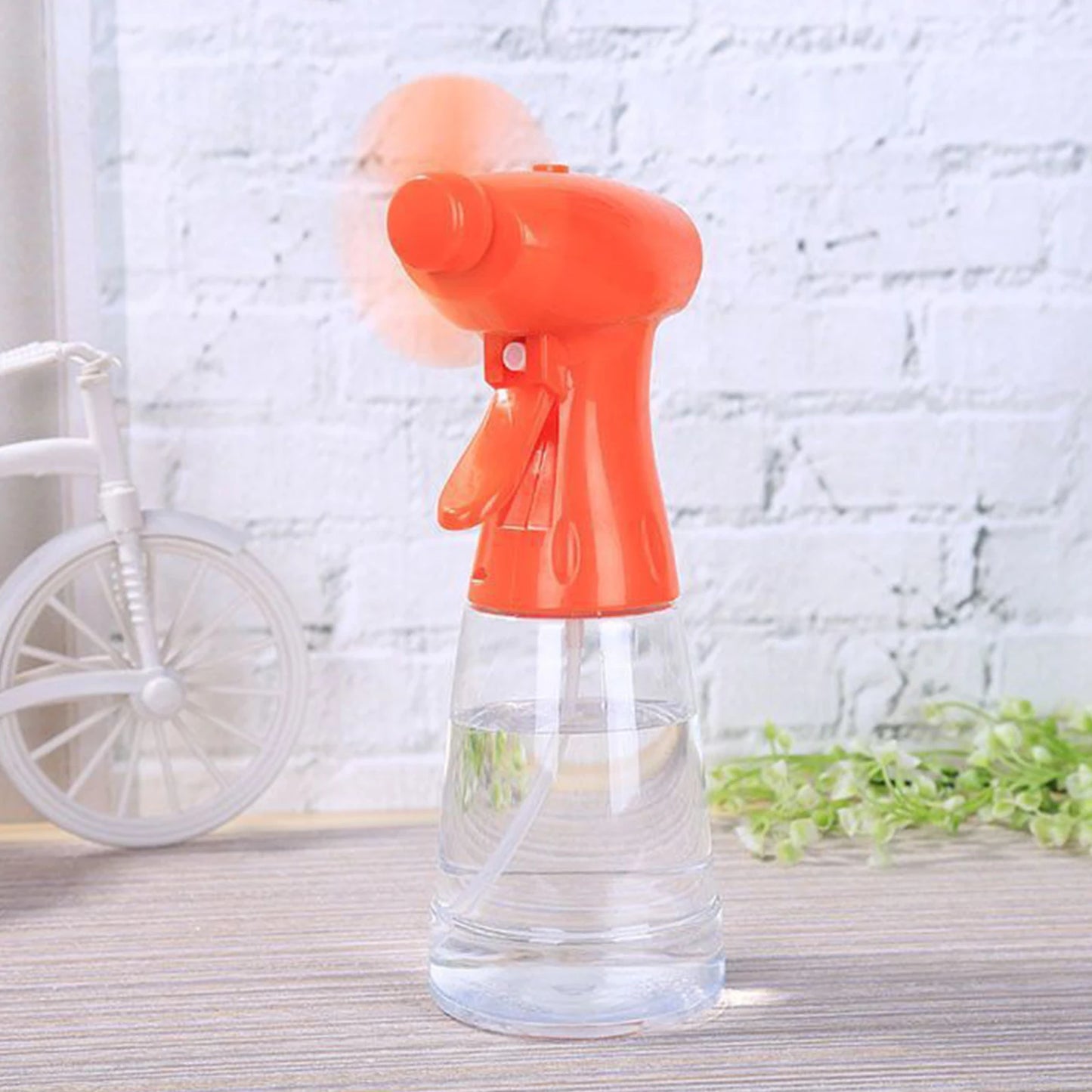 2 in 1 Portable Spray Bottle Fan